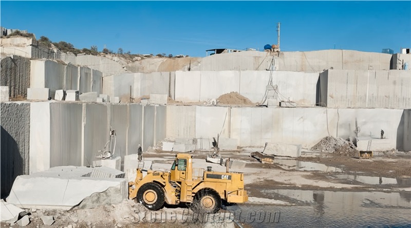 Gris Tragal Quarry