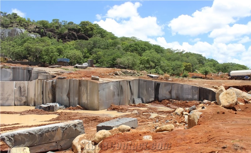 Negro Angola- Angola Black, Labrador Angola, African Black Granite Quarry