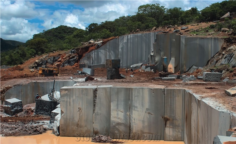 Negro Angola- Angola Black, Labrador Angola, African Black Granite Quarry