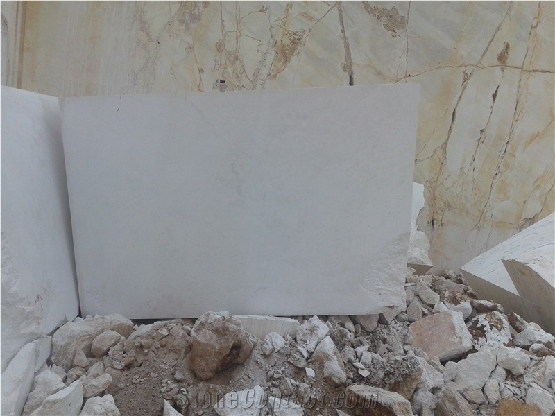 French Vanilla Classic Marble Quarry