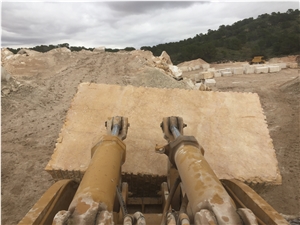 Amarillo Valencia - Crema Valencia - Yellow Valencia Marble Quarry