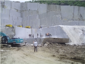 Moon White Granite Quarry