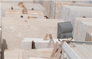 Cremino Marble and Cremino Nuvolato Marble Quarry Viscardo