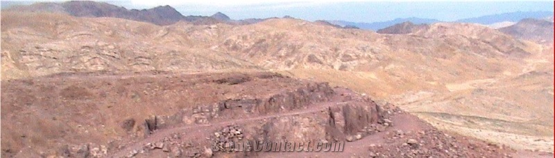 Isfahan Rose Granite Quarry