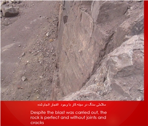 Isfahan Rose Granite Quarry