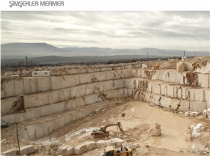 Lappis Marble - Lapis Beige Quarry