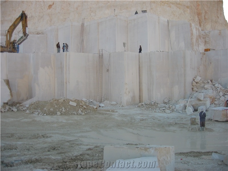 Filetto Hasana Egypt Beige Marble Quarry