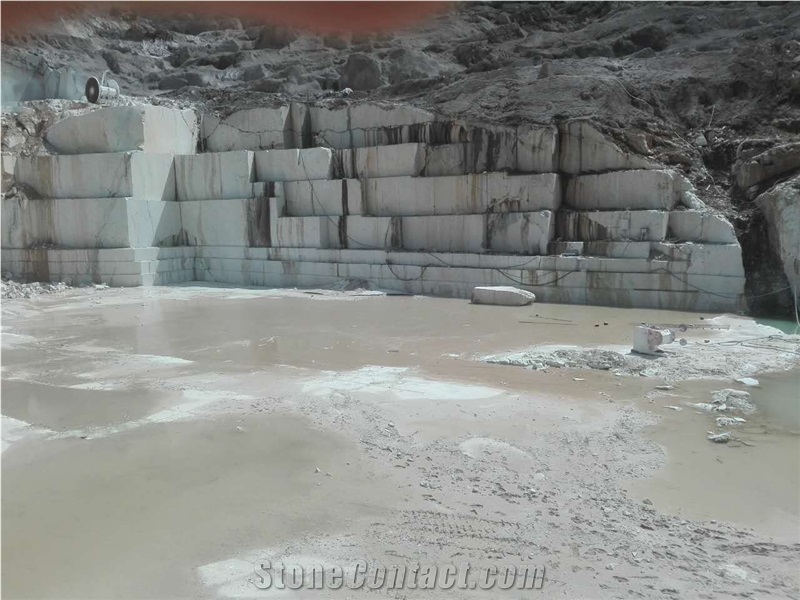 China Green Onyx Quarry