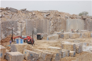Tan Brown Granite Quarry