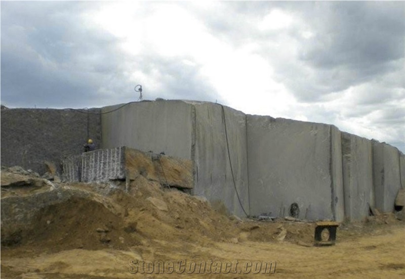 Matrix Titanium Granite- Matrix Motion Granite Quarry