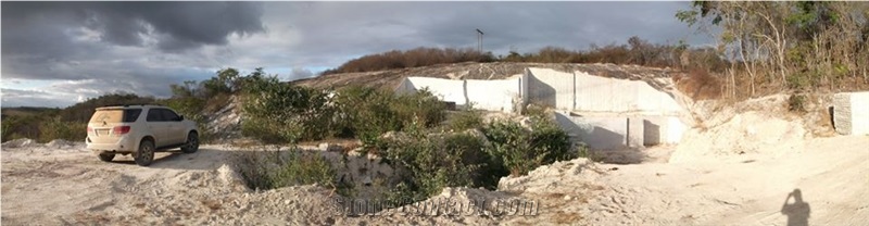 Bianco Antico Granite - Granito Blanco Artico Quarry