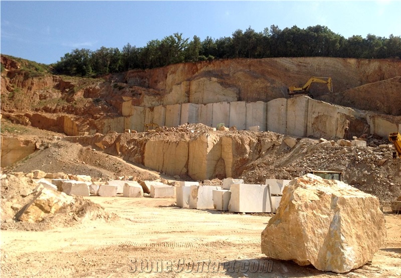 Giallo Siena Avorio,Calacatta Siena Quarry