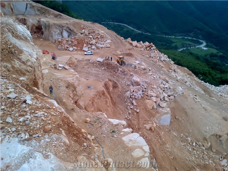 Bursa Dark Emperador Marble Quarry