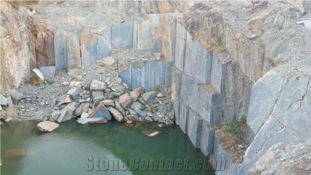 Olive Maron Marble Quarry - Armani Marble Quarry