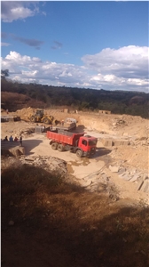 Pedra Golden Imperial Quarry