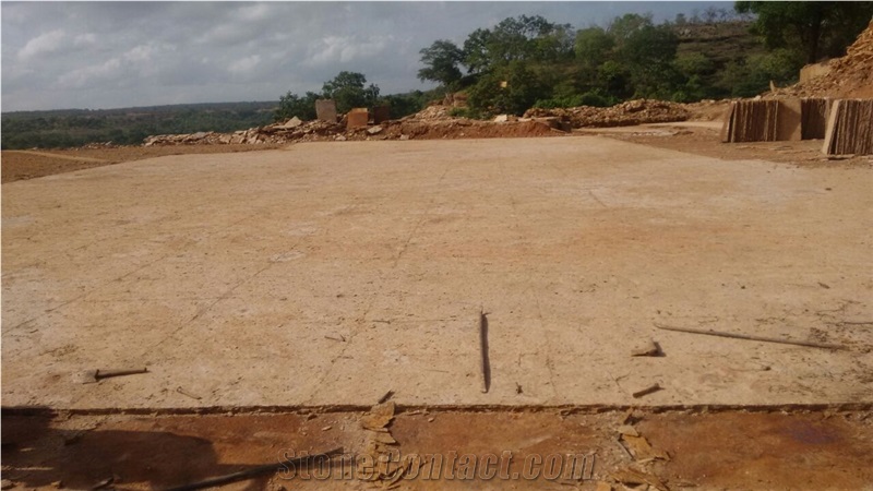 Pedra Golden Imperial Quarry