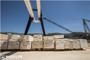 Vidraco de Moleanos- Vidraco de Molianos Creme Quarry