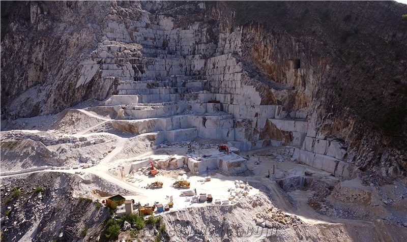 Bianco Carrara Campanili Marble Quarry