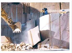 Branco Champagne - White Champagne Marble Quarry