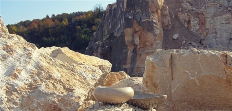 Grigio Olivo Quarry