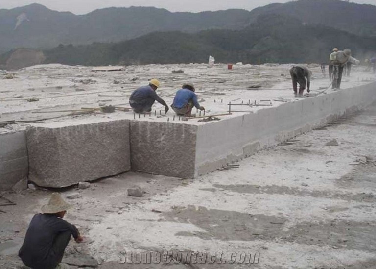 Wulian Red Granite mine china