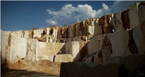 Breccia Sarda Nuvolato-Daino Venato Quarry Breccia Sarda Nuvolato-Daino Venato Quarry