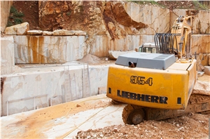 Breccia Aurora Marble-Breccia Aurora Gold Marble Quarry