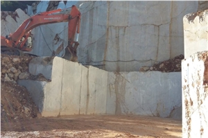 Cava di Breccia Aurora Marble Quarry Cava di Breccia Aurora Marble Quarry