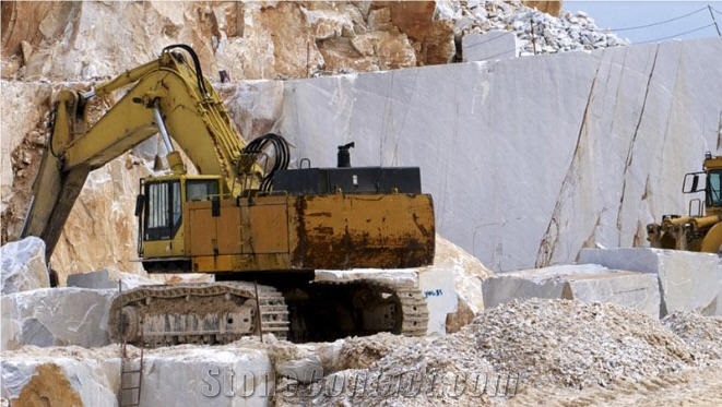 Fiorito Adriatico-Apricena Fiorito Quarry