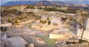 Travertino Alabastrino - Alabastrino Travertine Quarry