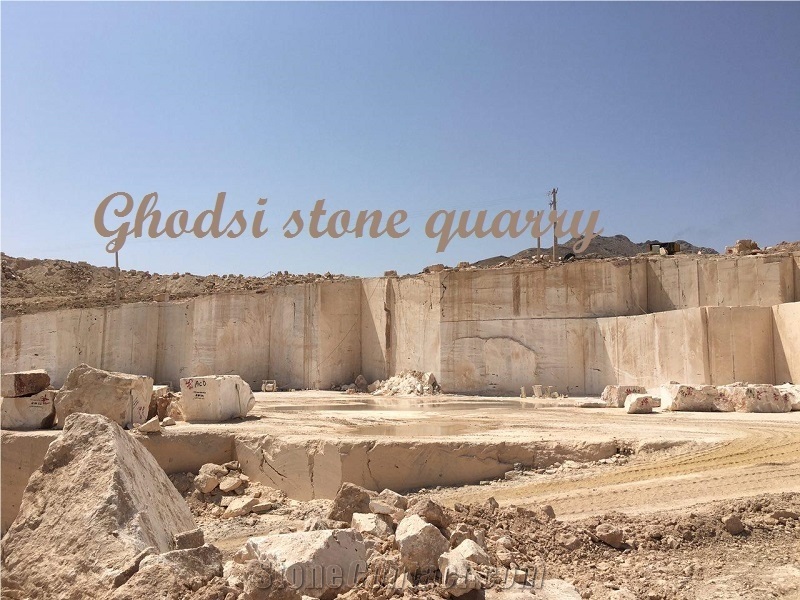 Light Beige Travertine, Atash Kouh Light Travertine Quarry