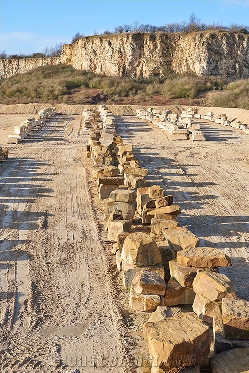 Ancaster Quarry, Quarry Farm-Ancaster Beige Limestone, Ancaster Weatherbed Limestone, Ancaster Hard White Limestone