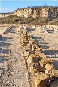 Ancaster Quarry, Quarry Farm-Ancaster Beige Limestone, Ancaster Weatherbed Limestone, Ancaster Hard White Limestone