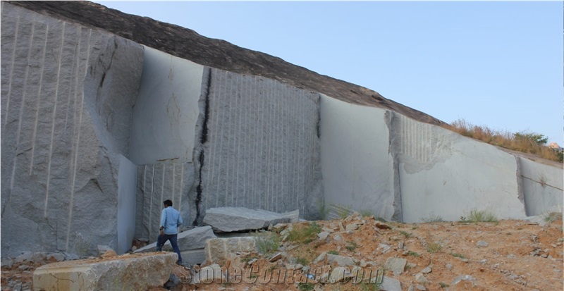 Antique White Granite-Silver Clouds Granite- Viskont White Granite Quarry