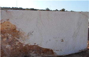 French Vanilla Classic Marble Quarry