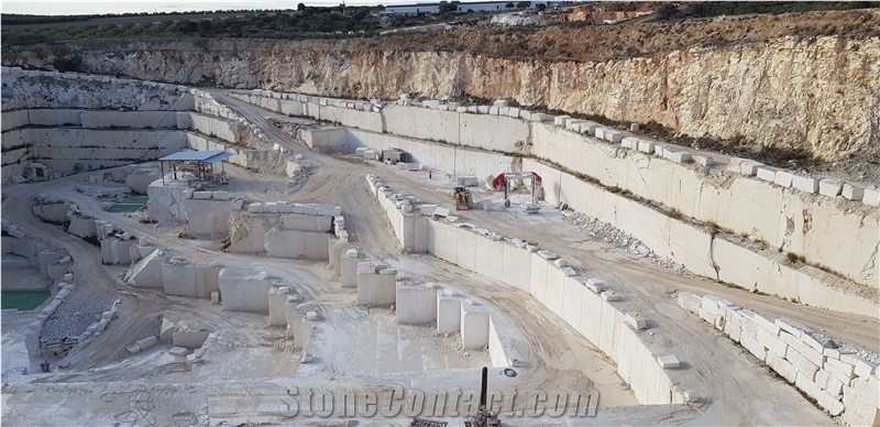 Matagallar Piedra Paloma Quarry- Limestone Piedra Blanca Paloma