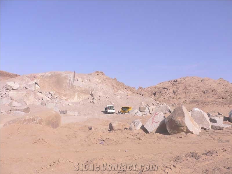 Granit Gold,Granit Bono,Granit Petra,Granit Viola Granite Quarry South