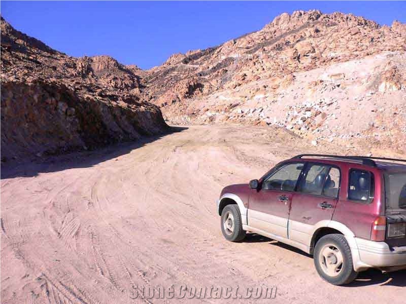 Granit Gold,Granit Bono,Granit Petra,Granit Viola Granite Quarry South