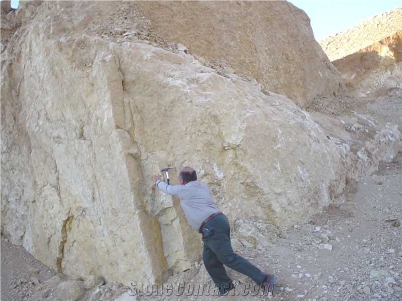Jordan Gold Travertine Quarry- Royal Gold Dark Travertine, Royal Gold Light Travertine