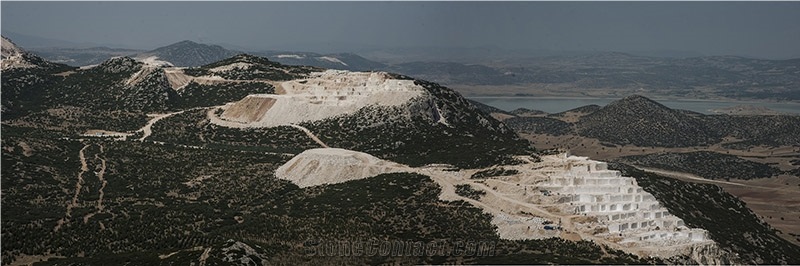 Burdur Galaxy Beige Marble Quarry