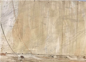 King/Well White Marble Quarry