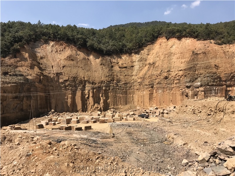Tobacco Rainbow Sandstone Quarry