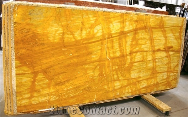 Cava Baulino- Giallo Siena Marble, Siena Gold, Yellow Siena Marble Quarry