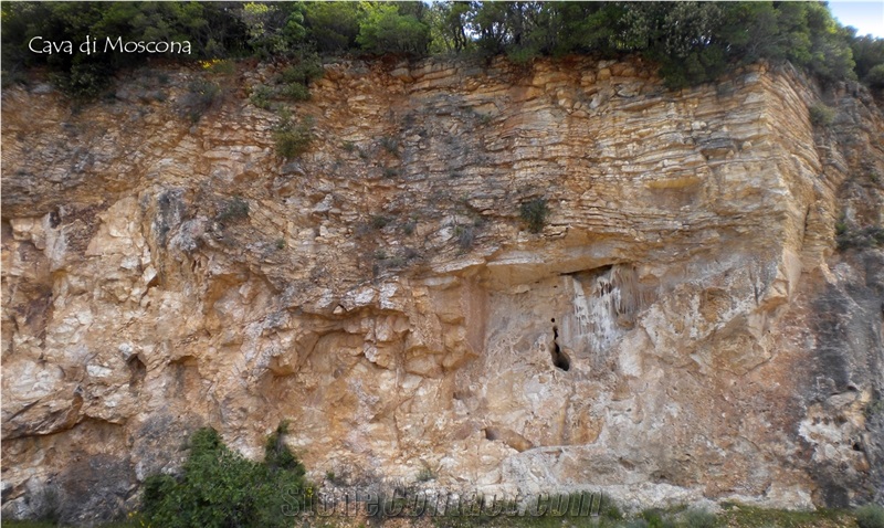 Cava Moscona- Giallo Siena Marble, Siena Gold, Yellow Siena Marble Quarry