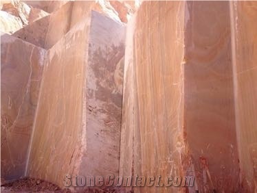 Esperanza Tropical Onyx- Naranja Onyx Quarry