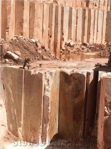 Esperanza Tropical Onyx- Naranja Onyx Quarry