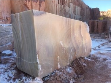 Pineapple Onyx - Onyx Pina, Arco Iris Onyx Quarry
