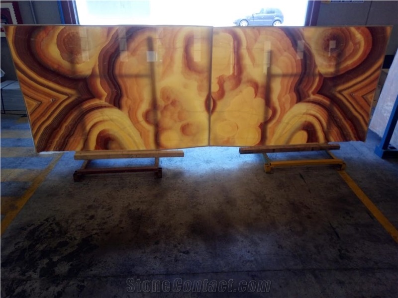 Pineapple Onyx - Onyx Pina, Arco Iris Onyx Quarry