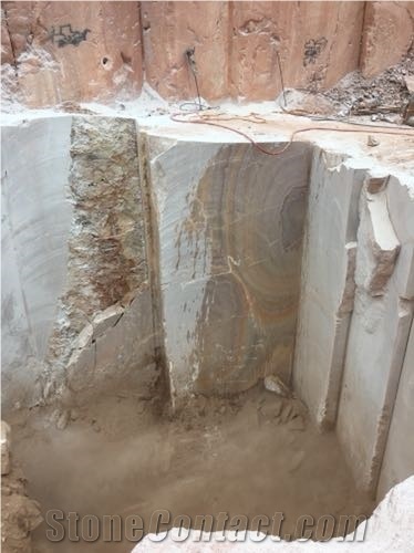 Pineapple Onyx - Onyx Pina, Arco Iris Onyx Quarry