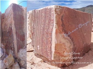 Vulcano Ruby Onyx - Rojo Vulkano Onyx Quarry